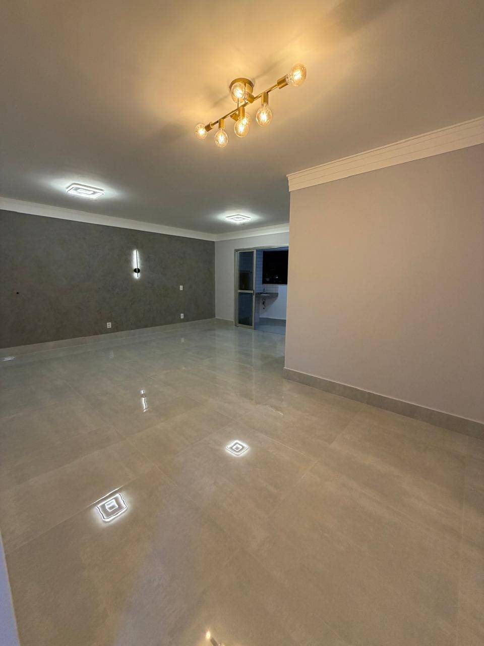 Apartamento, 3 quartos, 135 m² - Foto 1