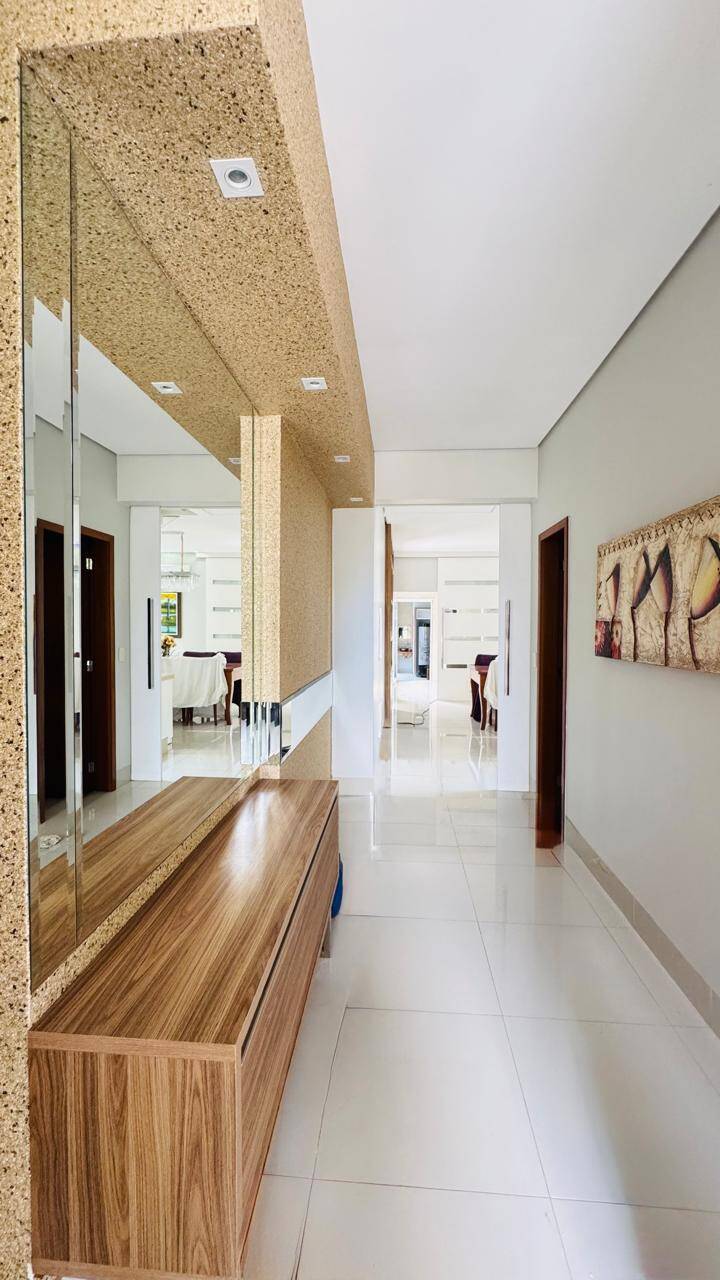 Sobrado, 3 quartos, 300 m² - Foto 1