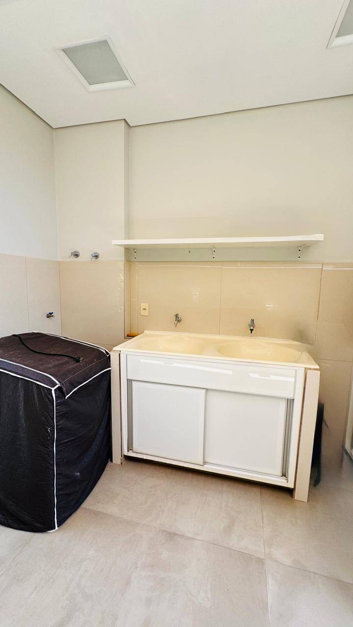Sobrado, 3 quartos, 300 m² - Foto 13
