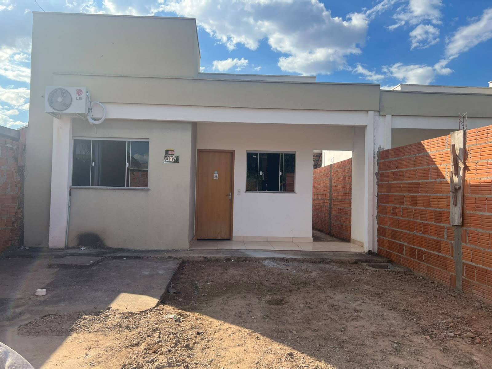 Casa, 2 quartos, 60 m² - Foto 1
