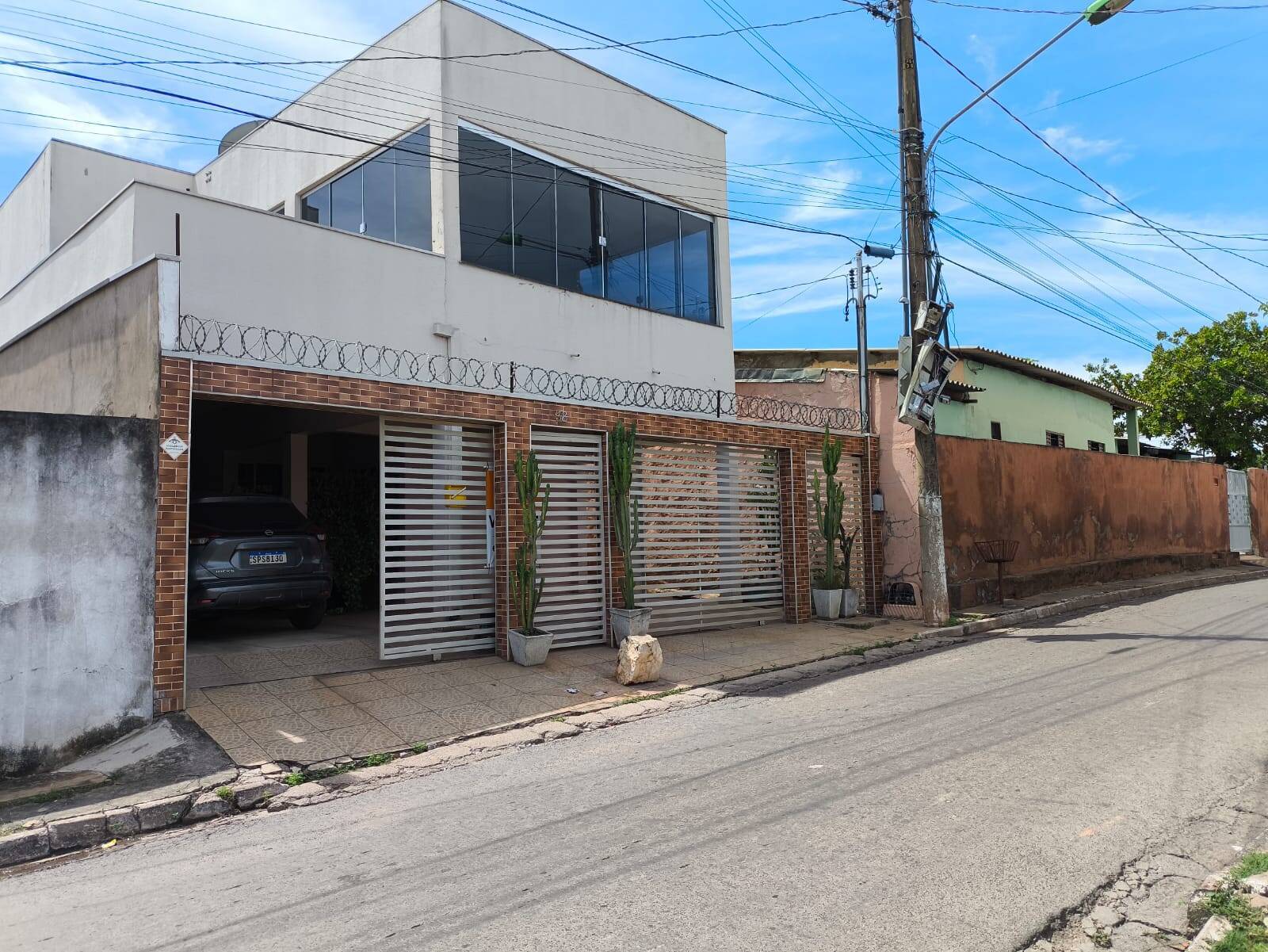 Casa, 1 quarto, 233 m² - Foto 2