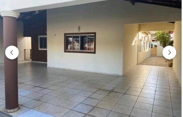 Casa, 5 quartos, 230 m² - Foto 4