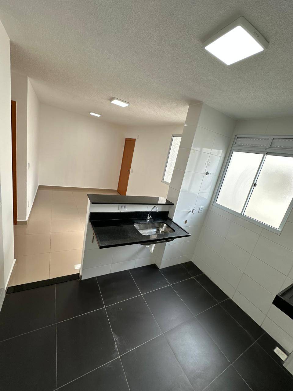 Apartamento, 2 quartos, 40 m² - Foto 2