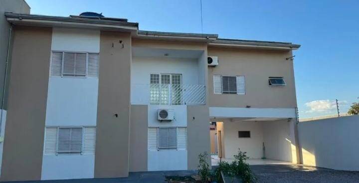 Casa, 3 quartos, 200 m² - Foto 2