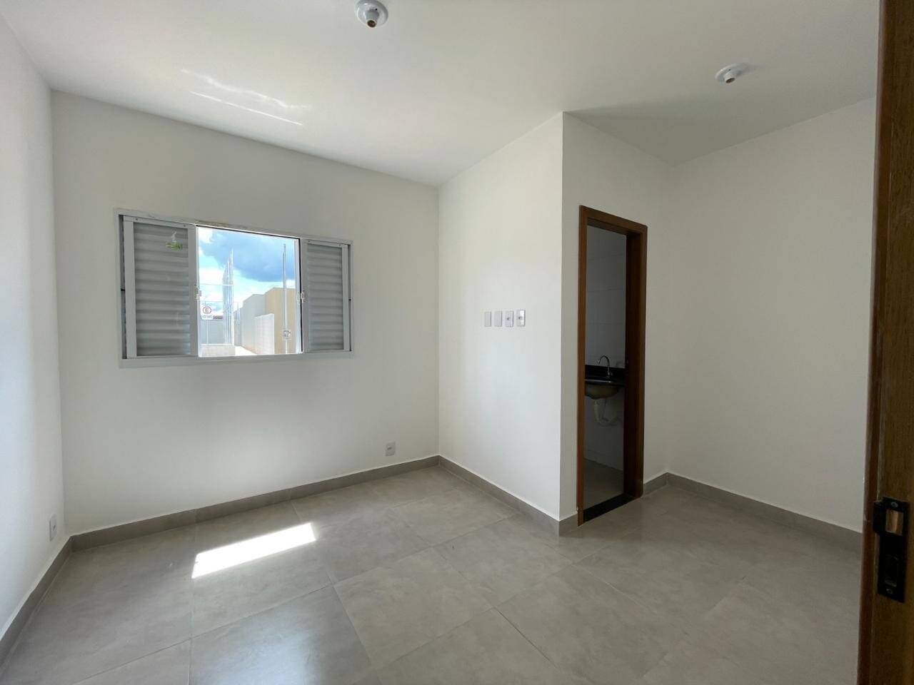 Casa, 2 quartos, 71 m² - Foto 2