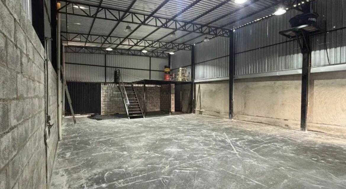Prédio Inteiro, 90 m² - Foto 1