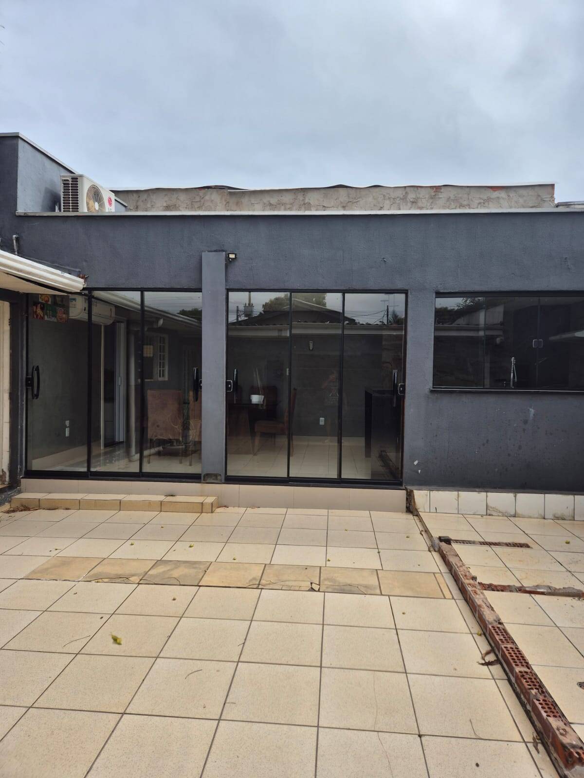 Casa, 4 quartos, 180 m² - Foto 1