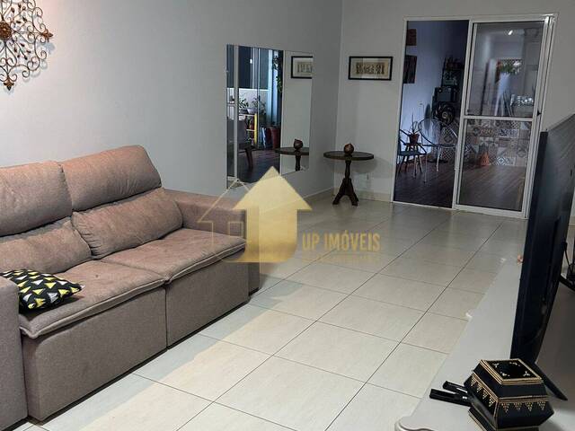 Venda em Jardim Imperial - Cuiabá