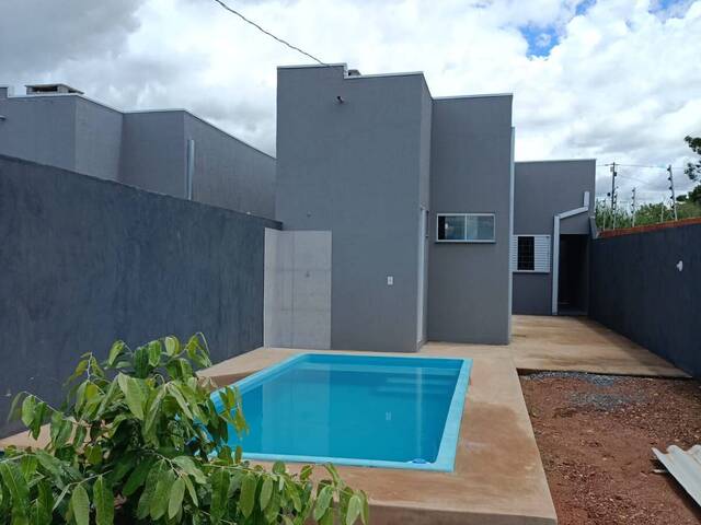 Casa para Venda em Várzea Grande - 5