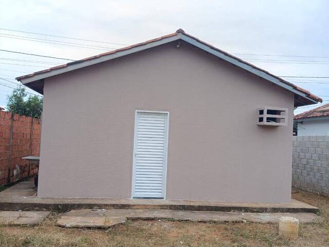 Casa para Venda em Várzea Grande - 2