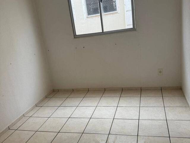 Apartamento para Venda em Várzea Grande - 4