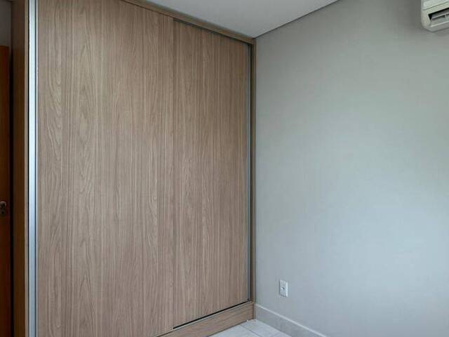 Apartamento para Venda em Cuiabá - 2