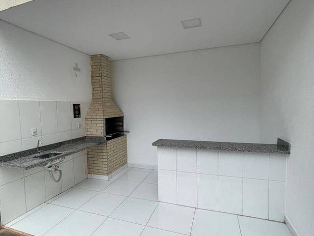 Apartamento para Venda em Cuiabá - 5