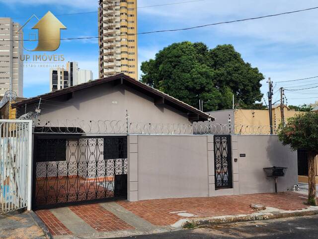 Casa para Venda em Cuiabá - 2