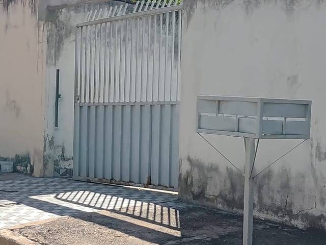Casa para Venda em Cuiabá - 2