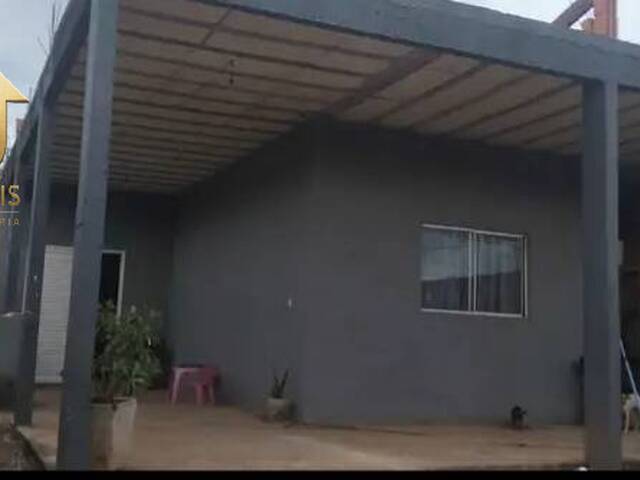 Casa para Venda em Cuiabá - 2