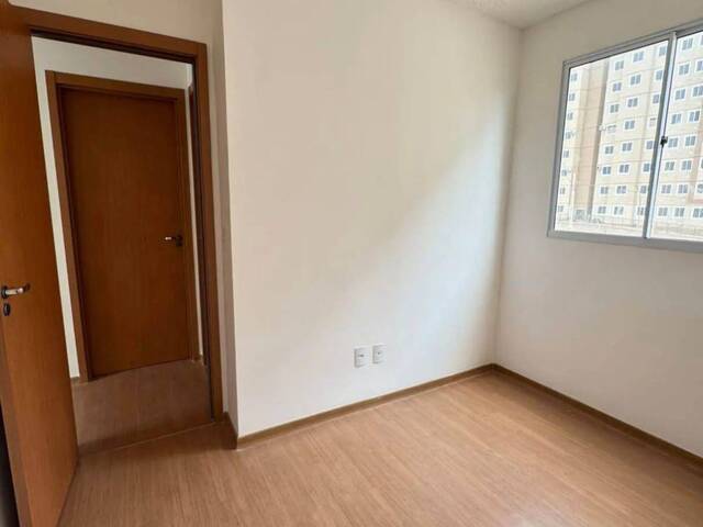 Apartamento para Venda em Cuiabá - 2