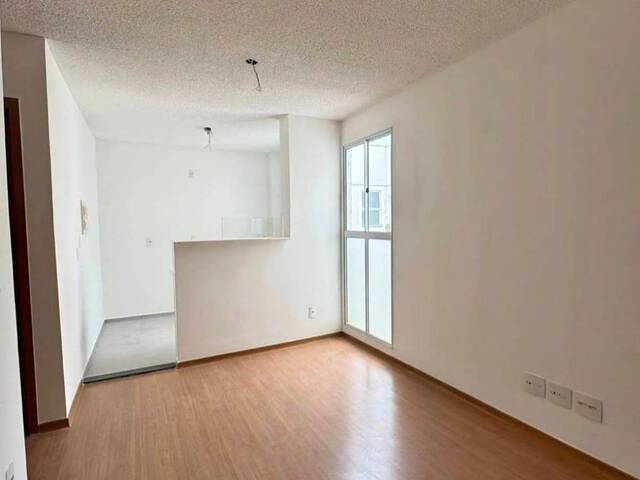 Apartamento para Venda em Cuiabá - 4