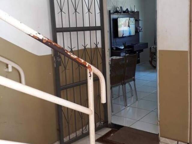 Apartamento para Venda em Cuiabá - 4