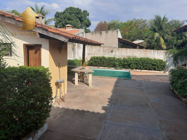 Casa para Venda em Cuiabá - 2