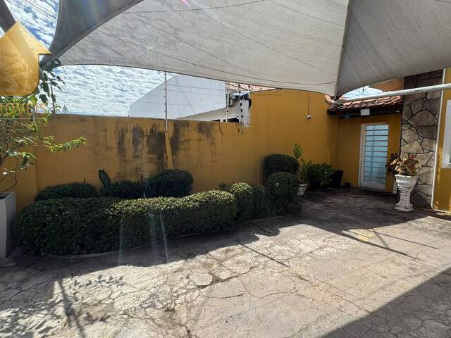 Casa para Venda em Cuiabá - 2