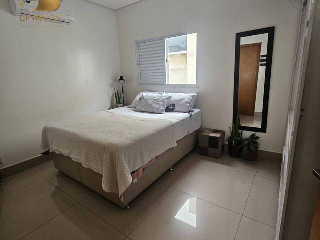 Casa para Venda em Cuiabá - 2