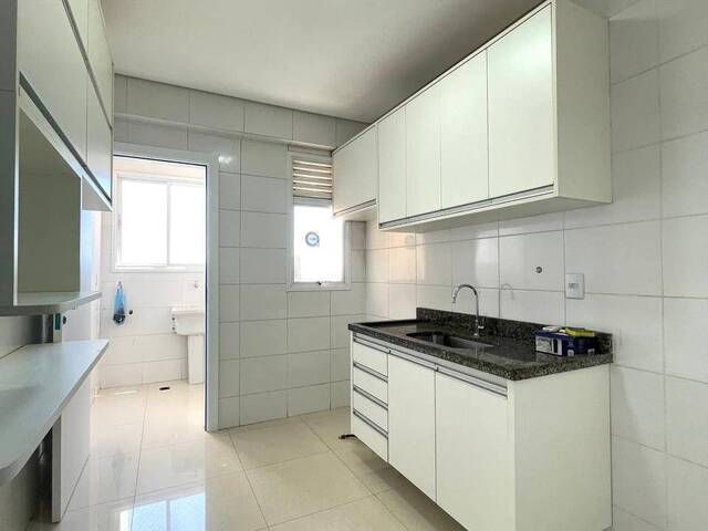Apartamento para Venda em Cuiabá - 4