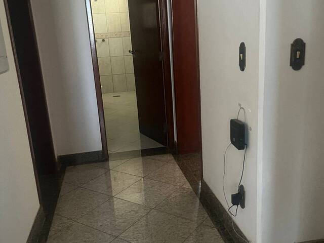 Apartamento para Venda em Cuiabá - 5