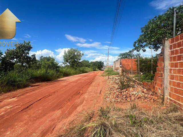 Terreno para Venda em Várzea Grande - 4