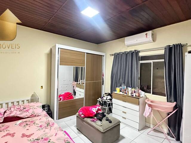 Casa para Venda em Várzea Grande - 3