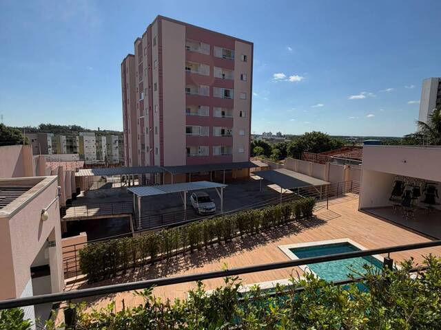 Apartamento para Locação em Cuiabá - 2
