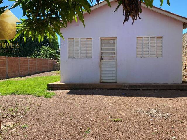 Casa para Venda em Várzea Grande - 3