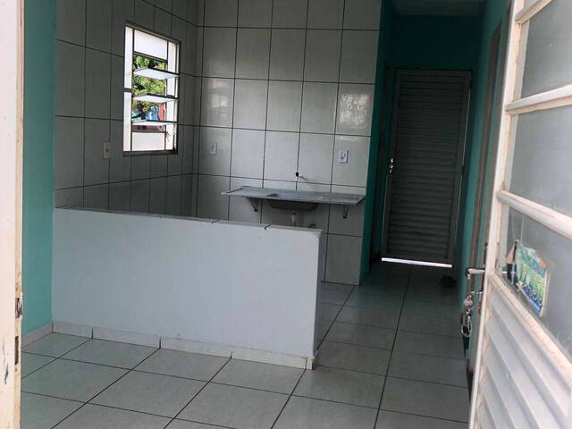 Casa para Venda em Várzea Grande - 5