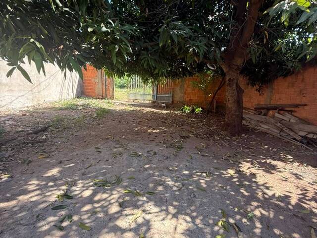 Casa para Venda em Cuiabá - 2