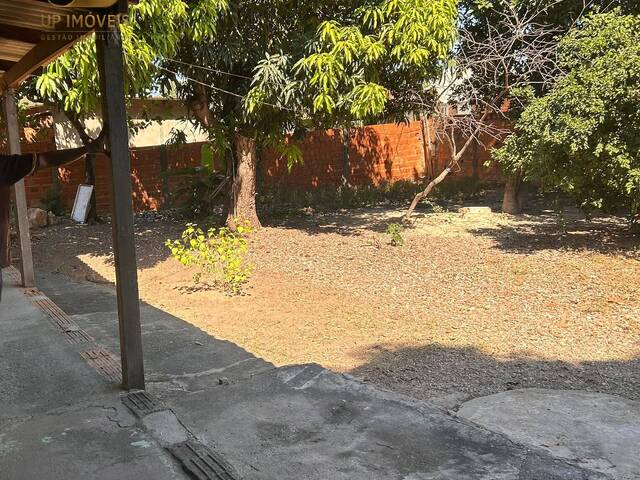 Terreno para Venda em Cuiabá - 2