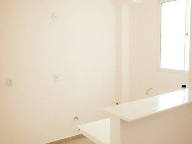 Apartamento para Venda em Várzea Grande - 5