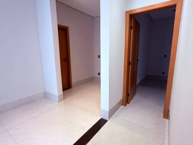 Casa em condomínio para Venda em Cuiabá - 3