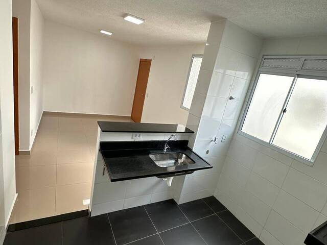 Apartamento para Venda em Cuiabá - 2