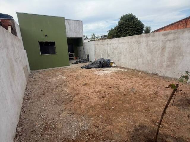 Casa para Venda em Cuiabá - 2