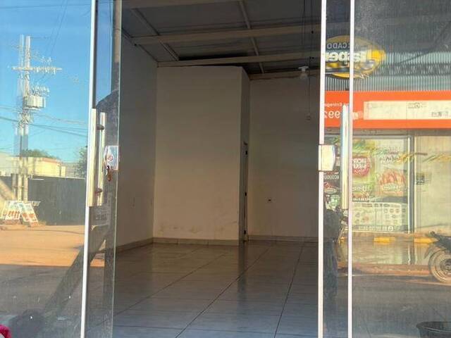 Sala para Venda em Várzea Grande - 3
