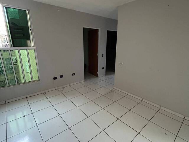 Apartamento para Venda em Várzea Grande - 3