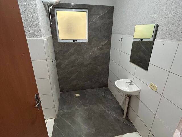 Apartamento para Venda em Várzea Grande - 5