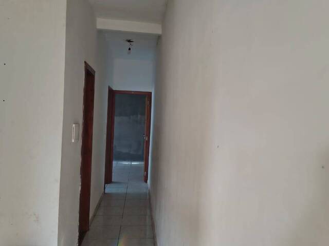 Casa para Venda em Várzea Grande - 5