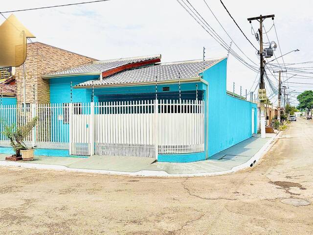 Casa para Venda em Várzea Grande - 2