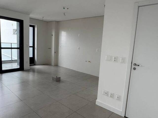 Apartamento para Venda em Cuiabá - 3