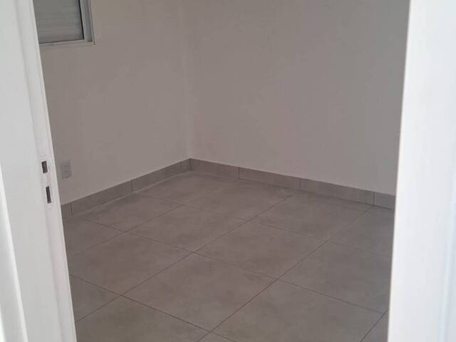 Apartamento para Venda em Várzea Grande - 4