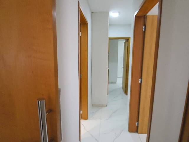 Apartamento para Locação em Cuiabá - 2