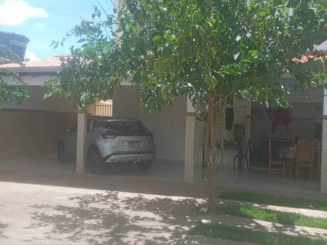 Sobrado para Venda em Cuiabá - 3