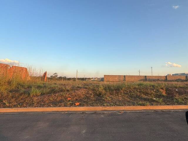 Terreno para Venda em Cuiabá - 2