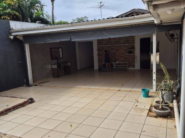 Casa para Locação em Cuiabá - 2